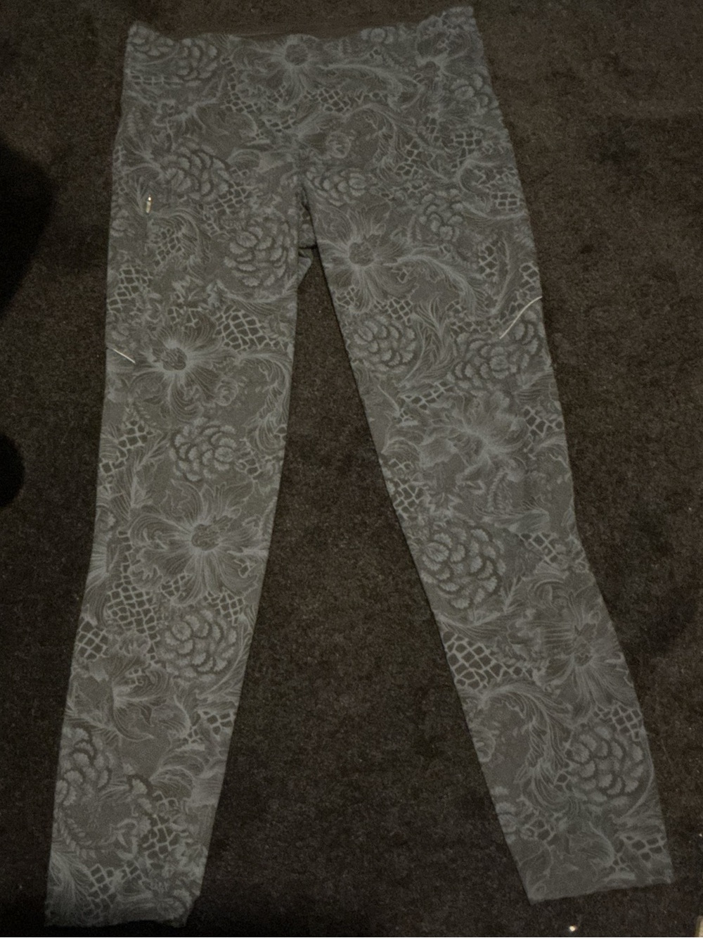lululemon athletica Graysish Blue Floral-Print Jeggings
